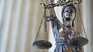 Ústavný súd Českej republiky zrušil zákonnú úpravu, ktorá pre úradnú zmenu pohlavia trans ľudí vyžadovala chirurgický zákrok, zahŕňajúci sterilizáciu a premenu pohlavných orgánov.