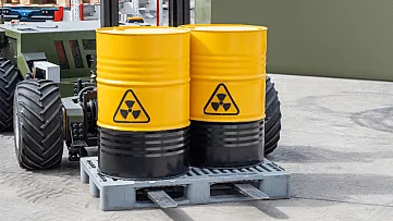 Na Slovensko sa bude dovážať rádioaktívny odpad zo zahraničia. Zdroj: shutterstock.com/FOTOGRIN
