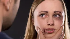 Odporúčania a rady pre ženy, na ktorých je páchané násilie