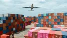 Export klesá, import rastie