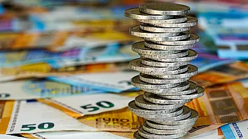 Historický vývoj minimálnej mzdy