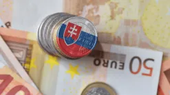 Spomalenie ekonomiky zasiahne mzdy
