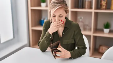 Slováci si požičiavajú viac