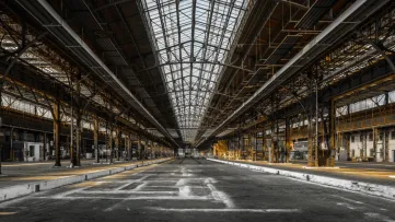 Trh priemyselných nehnuteľností klesá