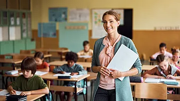 Pokuty pre rodičov a tvrdšie pravidlá pre učiteľov