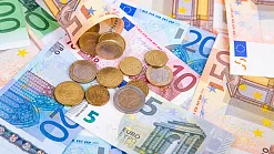 Zmeny v dávkach: Ako od septembra 2025 ovplyvnia vaše príjmy