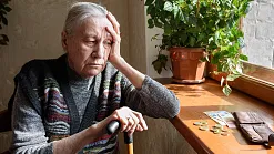 Dôchodky by sa mohli zvyšovať rovnakou sumou pre všetkých