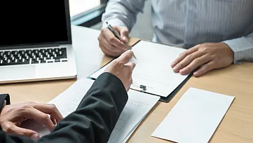 Nevyplatená mzda je závažným porušením povinnosti