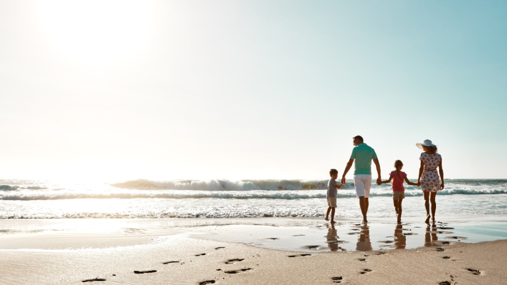 Pr zdniny 2025 Preh ad kolsk ch Pr zdnin Na Slovensku